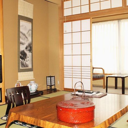 Echigo Yuzawa Onsen Sakura Tei Hotel Kültér fotó