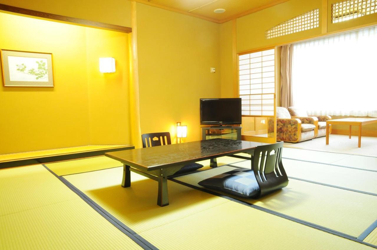 Echigo Yuzawa Onsen Sakura Tei Hotel Kültér fotó